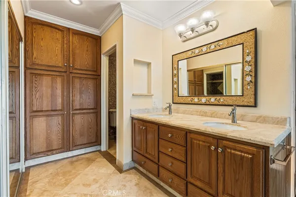 $834,000 | 12300 Montecito Road, Unit 42, Seal Beach, CA 90740