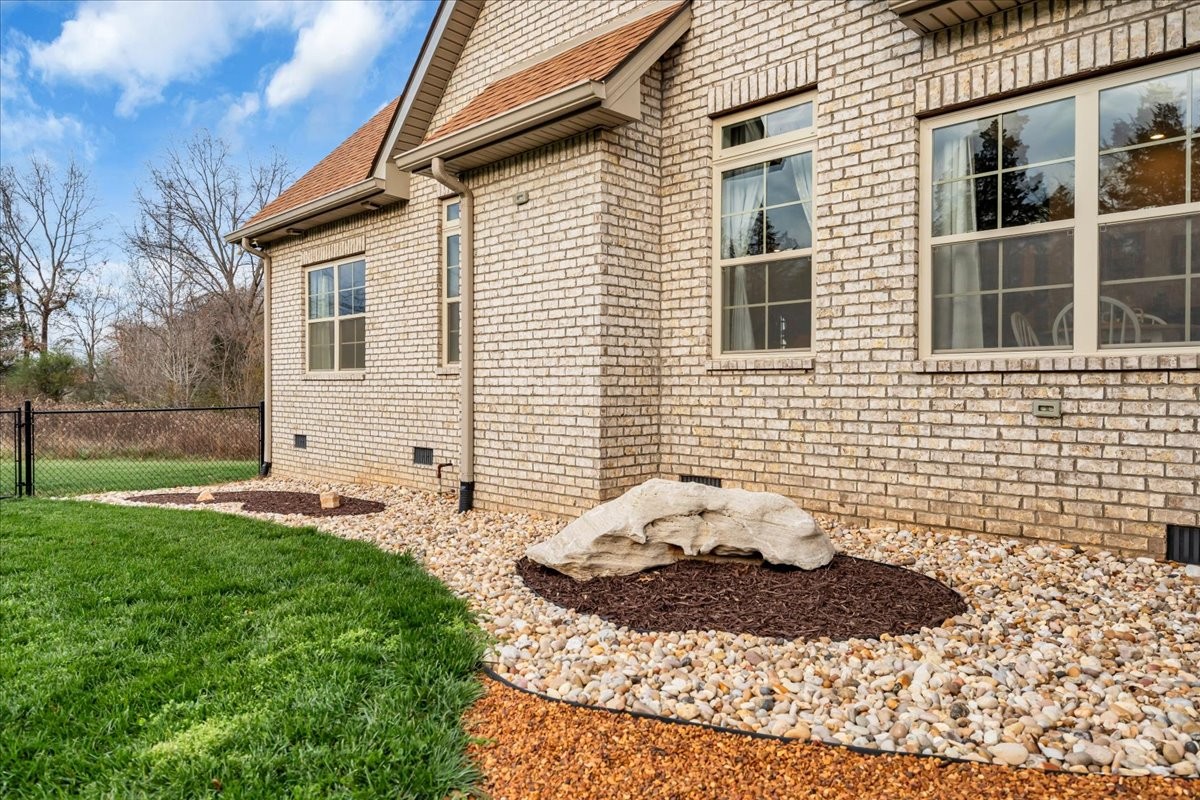 3512 Ashland City Road Clarksville, TN 37043 - Photo 44 of 58 a view of a back yard of the house