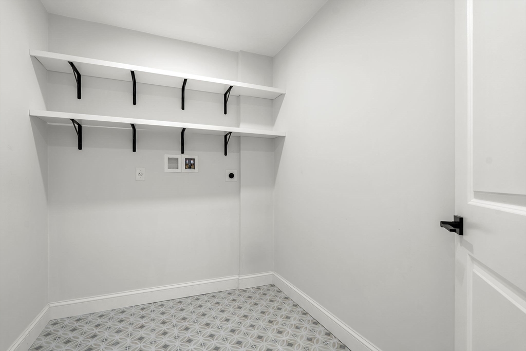 3 Whitman Circle, Unit 3 Bellingham, MA 02019 - Photo 19 of 35