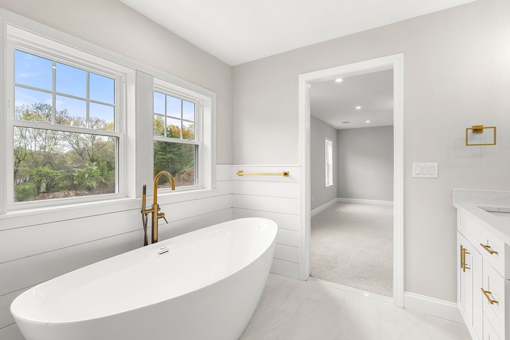 3 Whitman Circle, Unit 3 Bellingham, MA 02019 - Photo 9 of 35
