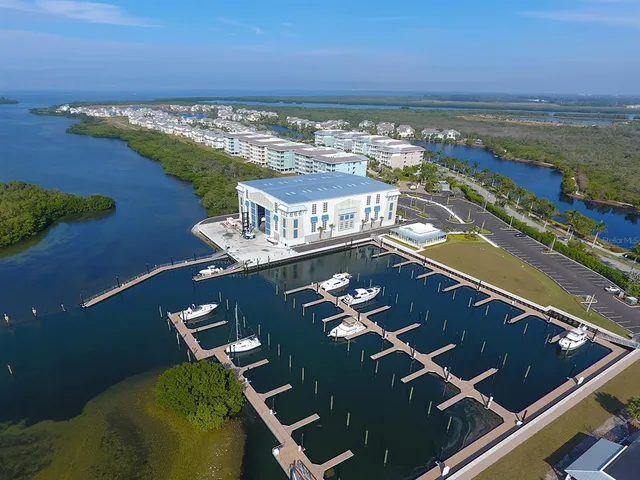 $5,000 | 280 St Lucia Drive, Unit 101, Bradenton, FL 34209