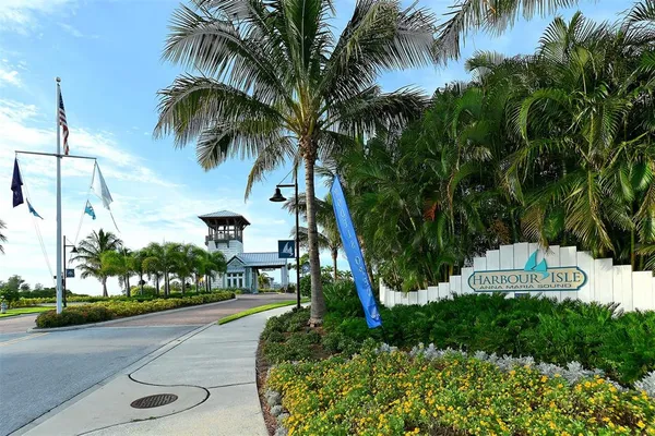 $5,000 | 280 St Lucia Drive, Unit 101, Bradenton, FL 34209