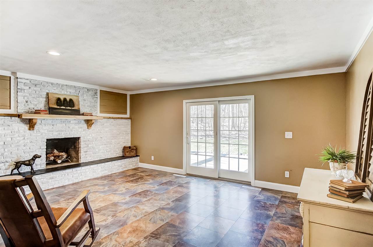 2365 South Stonebridge Road Warsaw, IN 46580 - Photo 13 of 32 Gallery Image 13