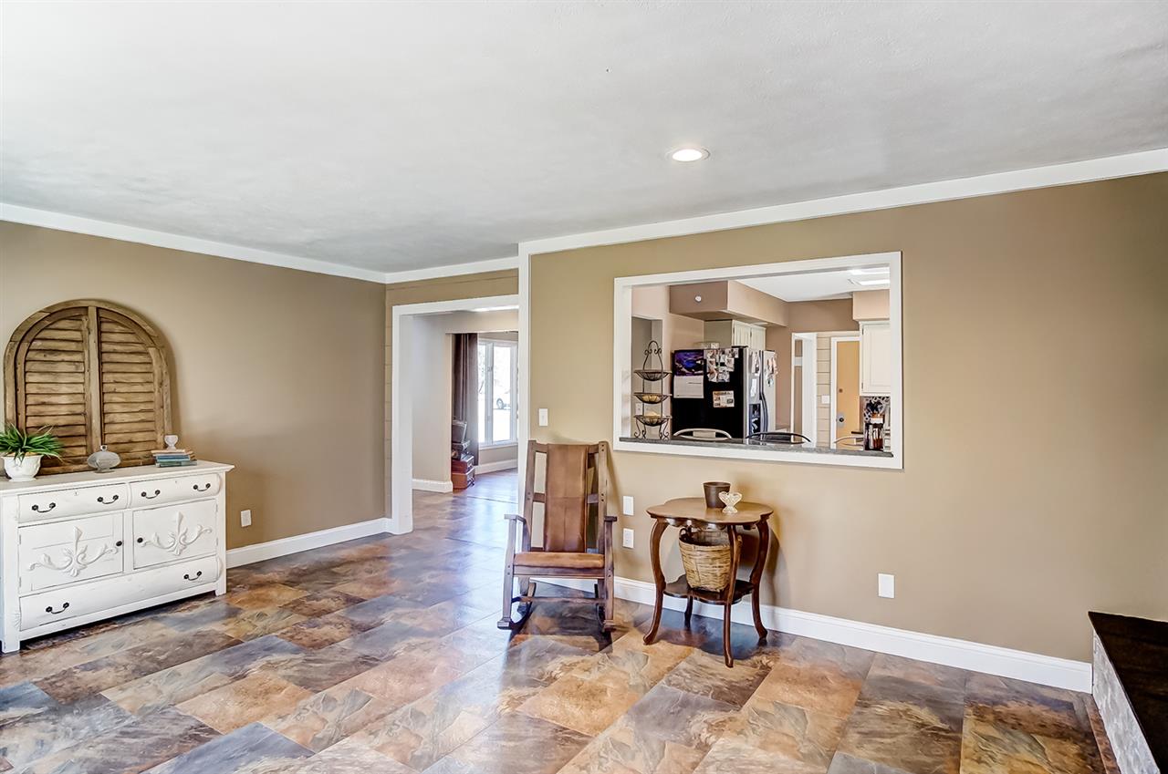 2365 South Stonebridge Road Warsaw, IN 46580 - Photo 14 of 32 Gallery Image 14