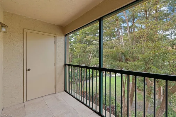 $1,900 | 8940 Colonnades Court East, Unit 734, Bonita Springs, FL 34135