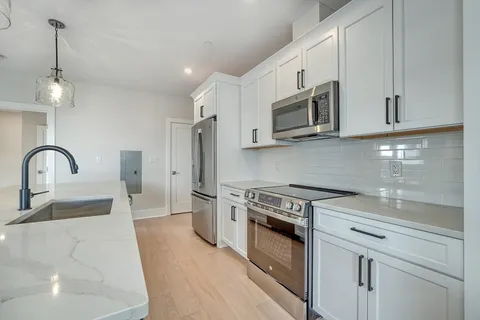 $779,900 | 62 Foundry Street, Unit 305, Wakefield, MA 01880