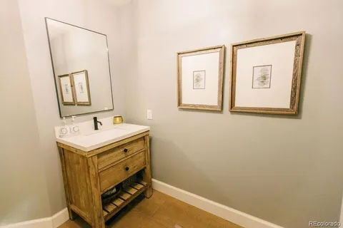 $475,000 | 925 Lincoln Street, Unit 4D, Denver, CO 80203