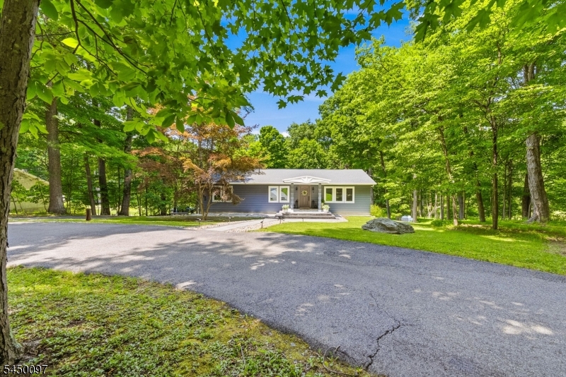 142 Gunn Road Branchville, NJ 07826 - Photo 6 of 47 Gallery Image 6