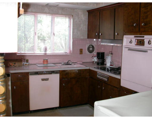 5 Amherst Road Beverly, MA 01915 - Photo 3 of 11 Gallery Image 3