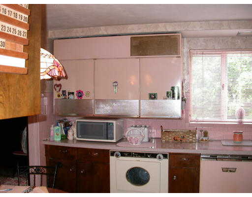 5 Amherst Road Beverly, MA 01915 - Photo 4 of 11 Gallery Image 4