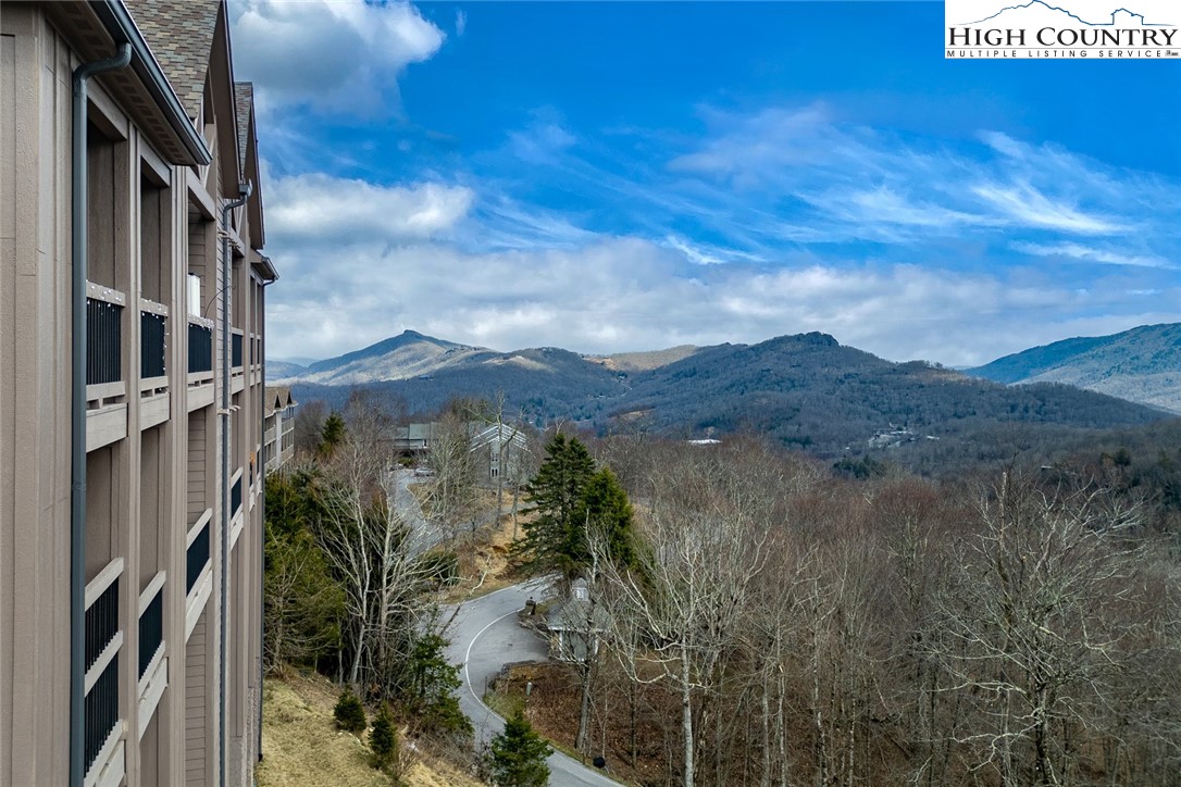 240 Ridgeline Drive, Unit D Sugar Mountain, NC 28604 - Photo 2 of 30 a view of a city from a lake view