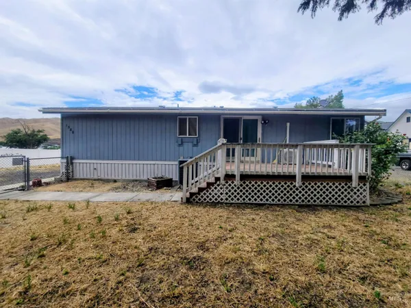 $297,000 | 1380 Poplar Street, Clarkston, WA 99403
