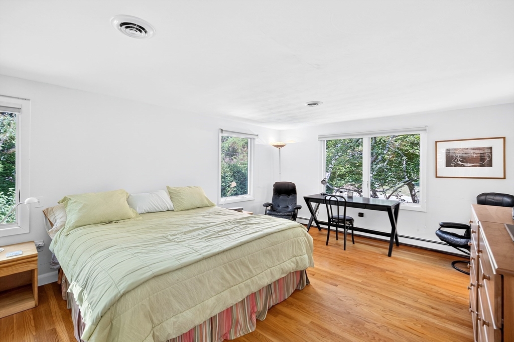 11 Barnabas Road Falmouth, MA 02540 - Photo 20 of 30 Gallery Image 20
