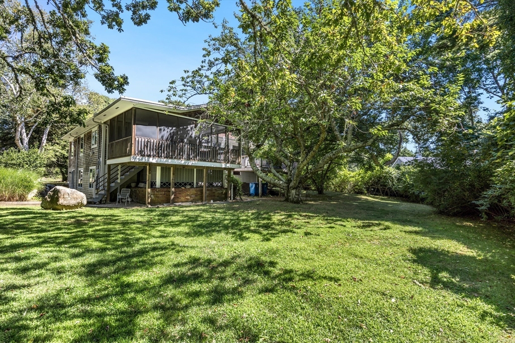 11 Barnabas Road Falmouth, MA 02540 - Photo 6 of 30 Gallery Image 6
