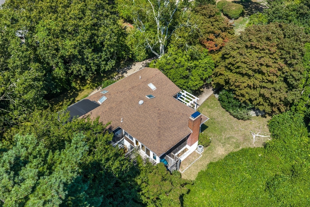 11 Barnabas Road Falmouth, MA 02540 - Photo 8 of 30 Gallery Image 8