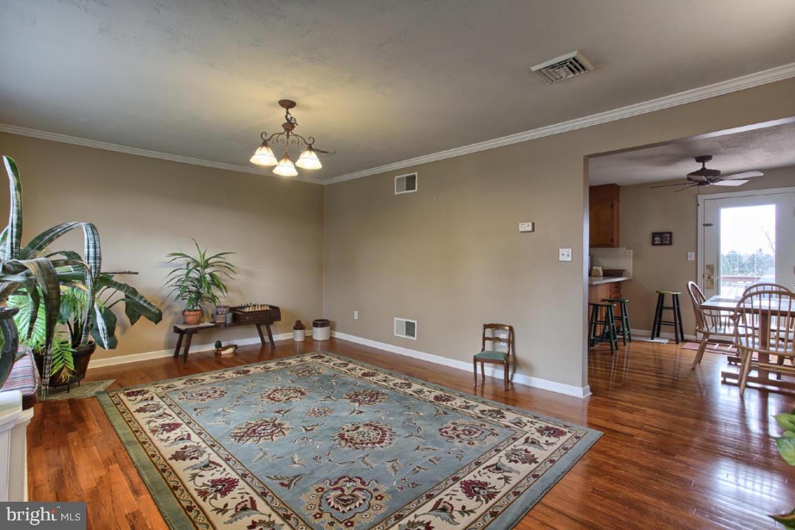 246 Mill Road Mount Joy, PA 17552 - Photo 8 of 28 Gallery Image 8