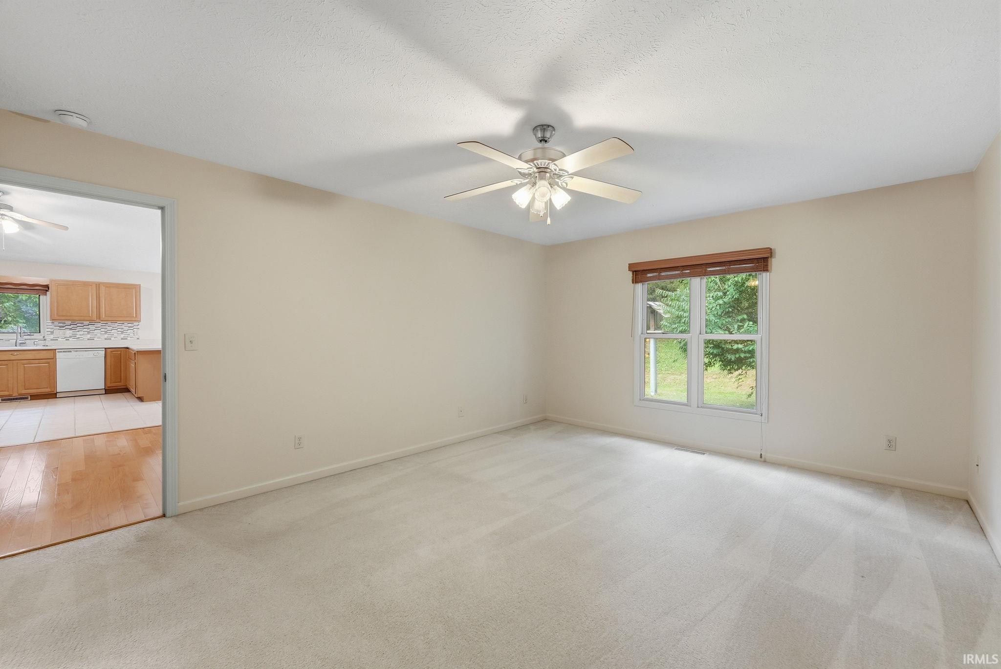 811 Silverwood Road Muncie, IN 47304 - Photo 17 of 29