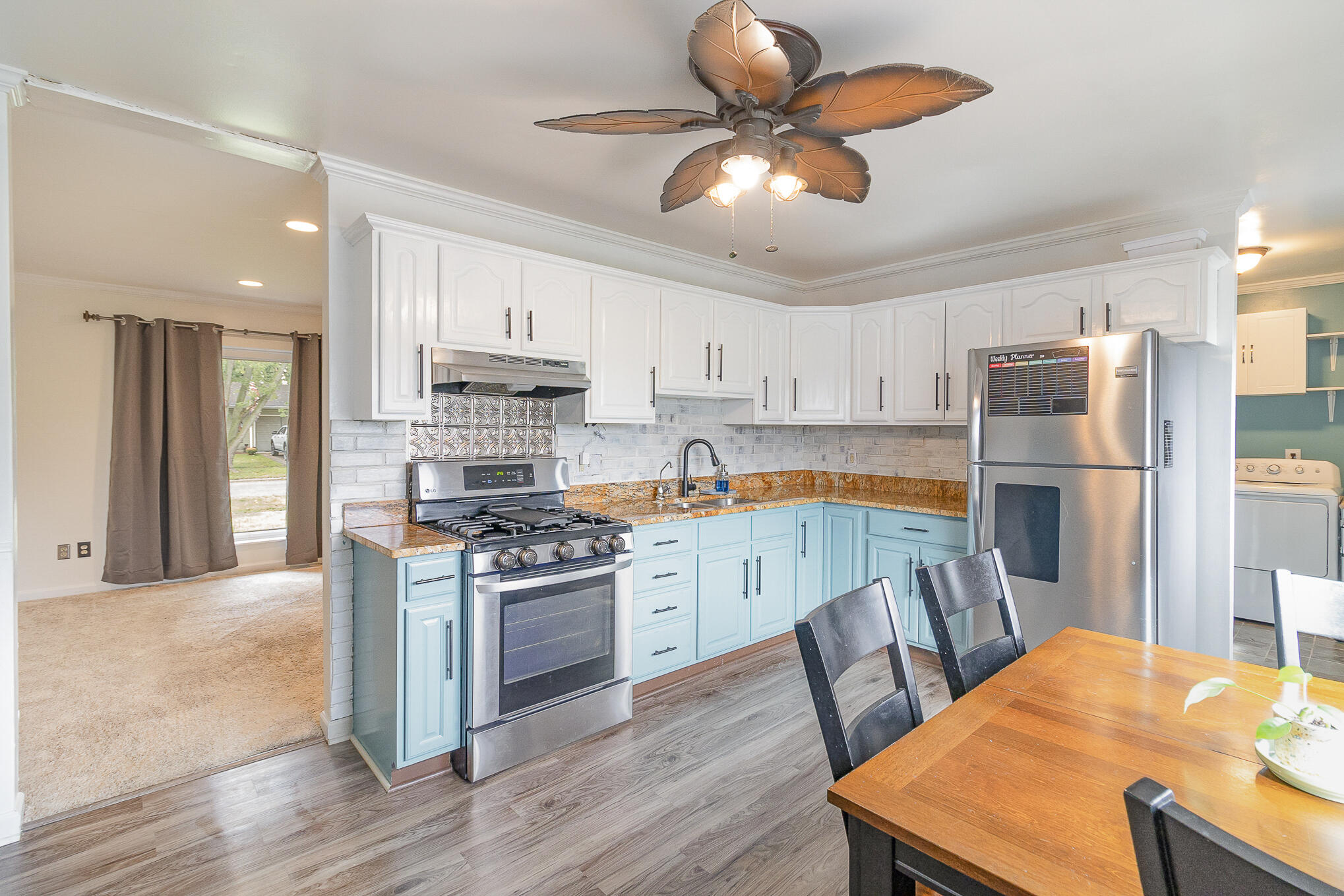 747 Mohawk Drive Lowell, IN 46356 - Photo 8 of 20 2038x1358