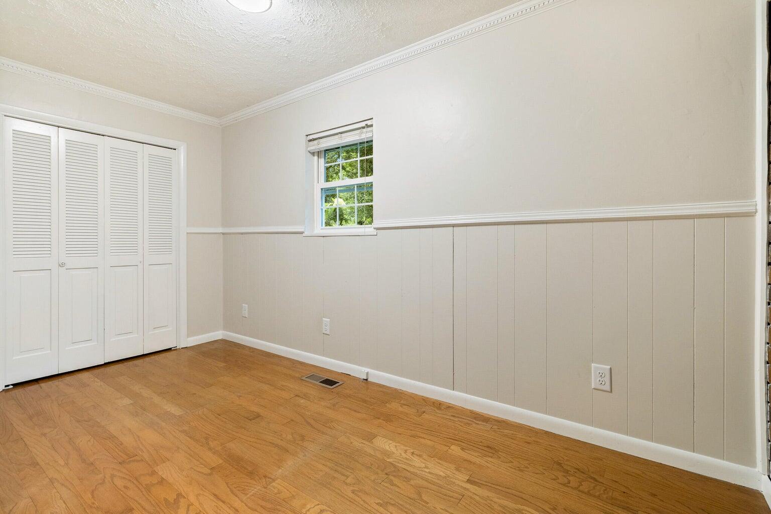 188 Bates Street Northeast Charleston, TN 37310 - Photo 11 of 21 20250822143321778245000000-o