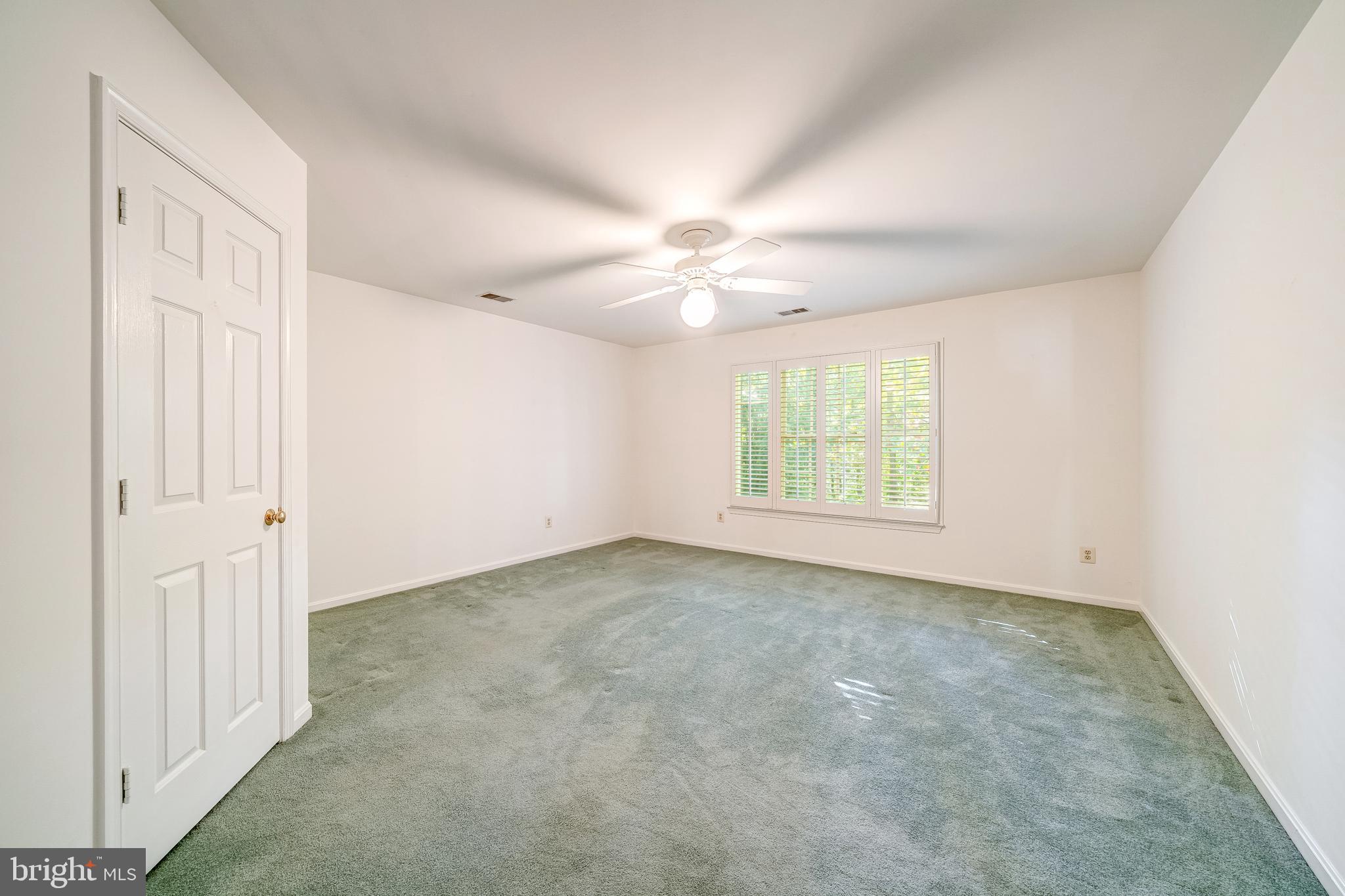 11457 Hollow Timber Court Reston, VA 20194 - Photo 26 of 46