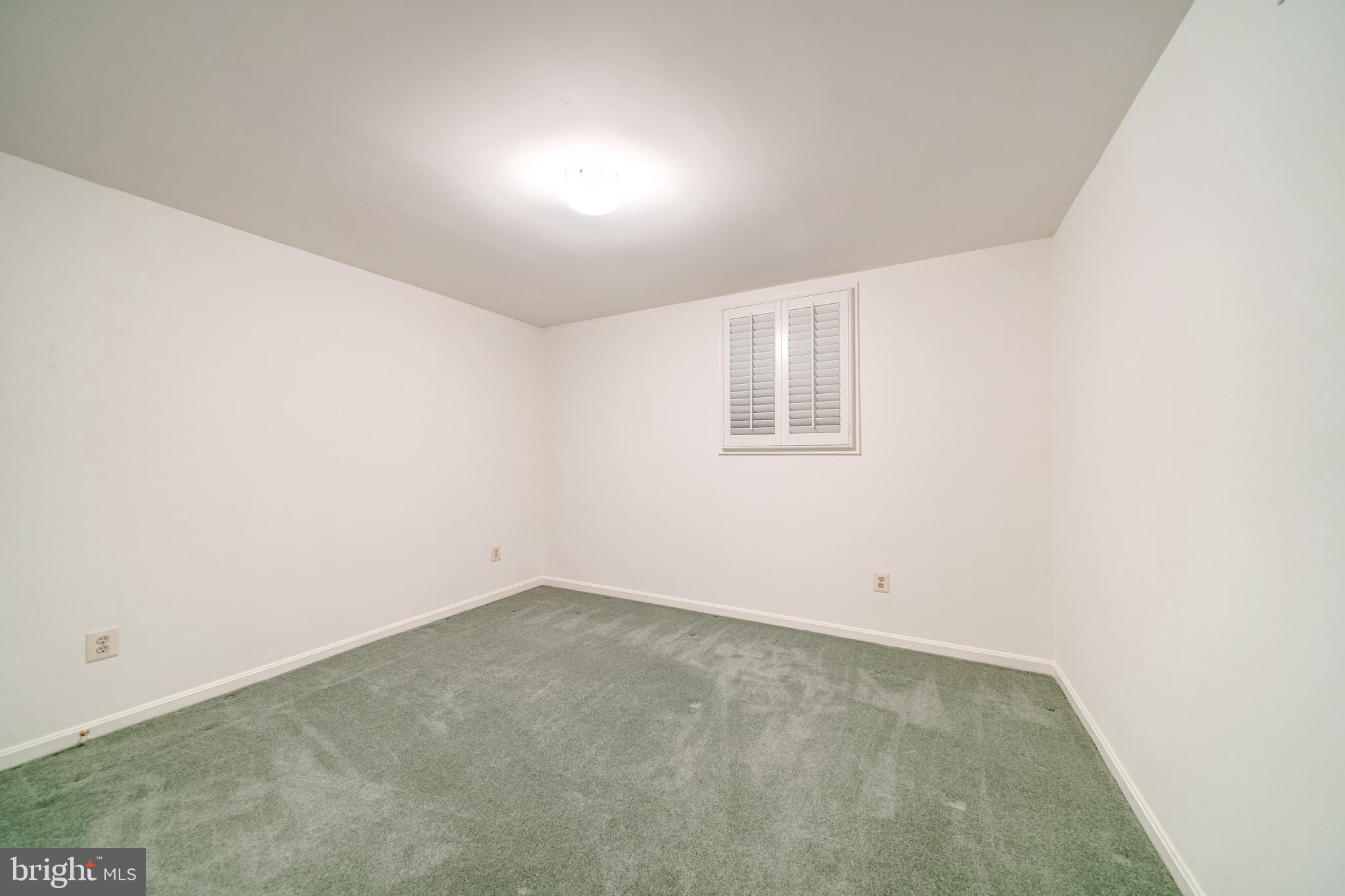 11457 Hollow Timber Court Reston, VA 20194 - Photo 40 of 46