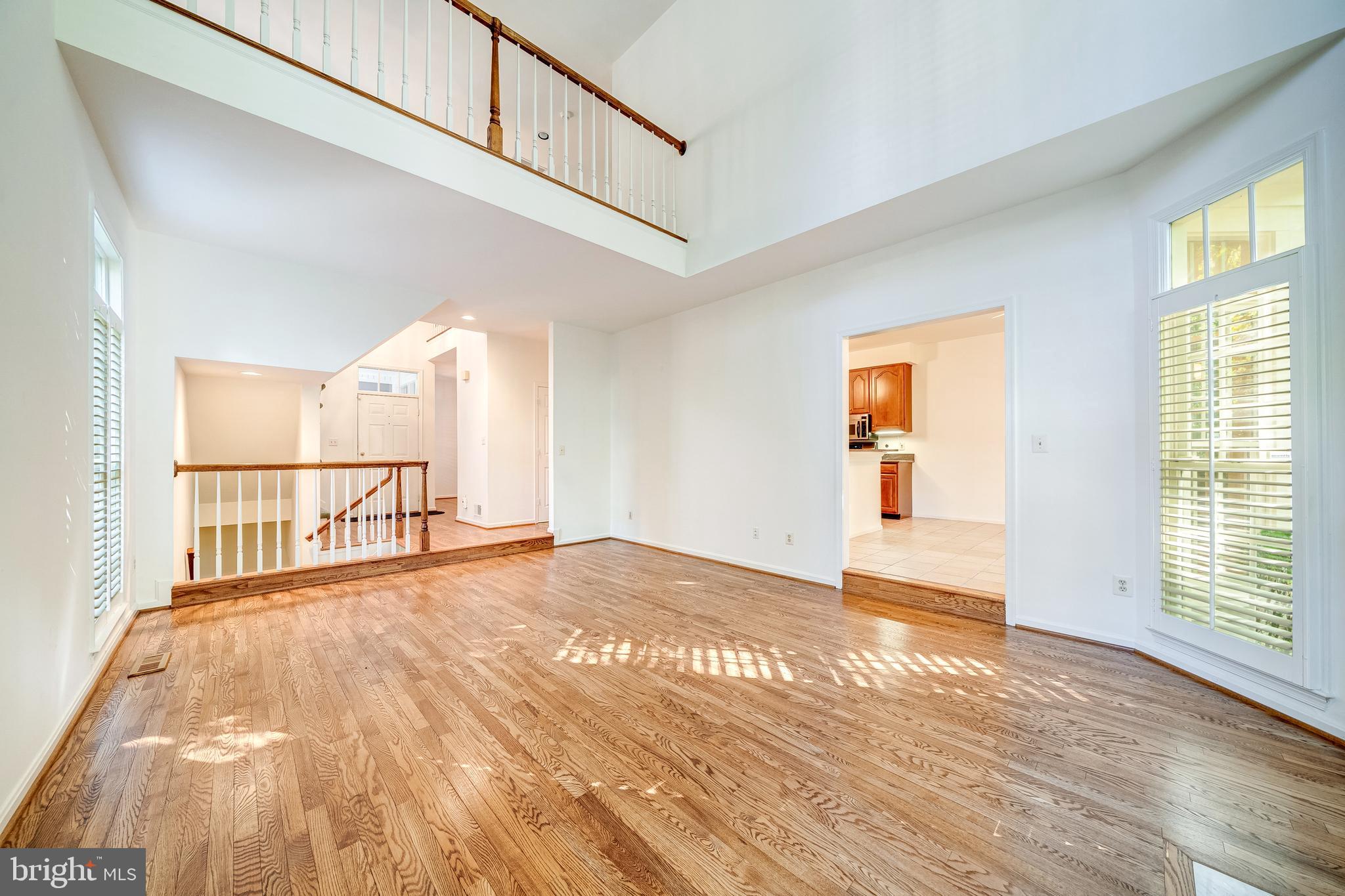 11457 Hollow Timber Court Reston, VA 20194 - Photo 8 of 46