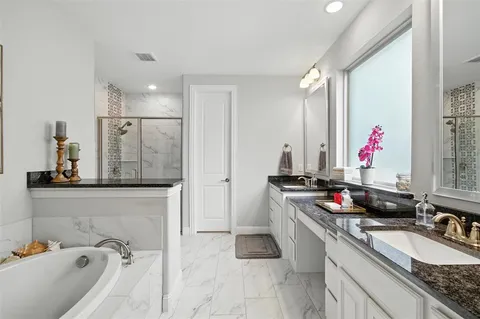 $580,000 | 7424 Winterbloom Way, Fort Worth, TX 76123