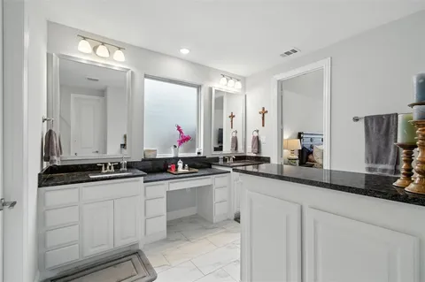 $580,000 | 7424 Winterbloom Way, Fort Worth, TX 76123