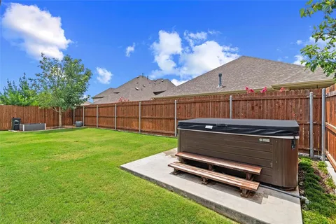 $580,000 | 7424 Winterbloom Way, Fort Worth, TX 76123