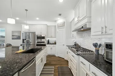 $580,000 | 7424 Winterbloom Way, Fort Worth, TX 76123