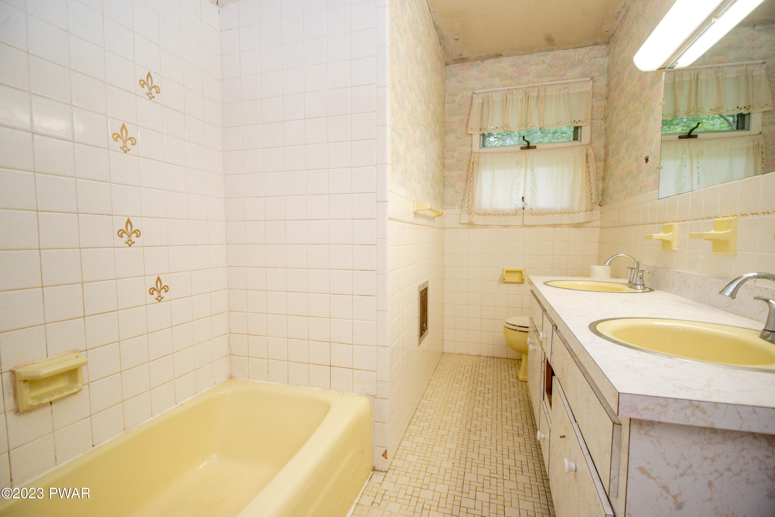 118 Ansley Road Paupack, PA 18451 - Photo 34 of 53