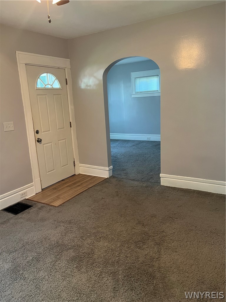 86 Ransom Street Lockport, NY 14094 - Photo 4 of 25