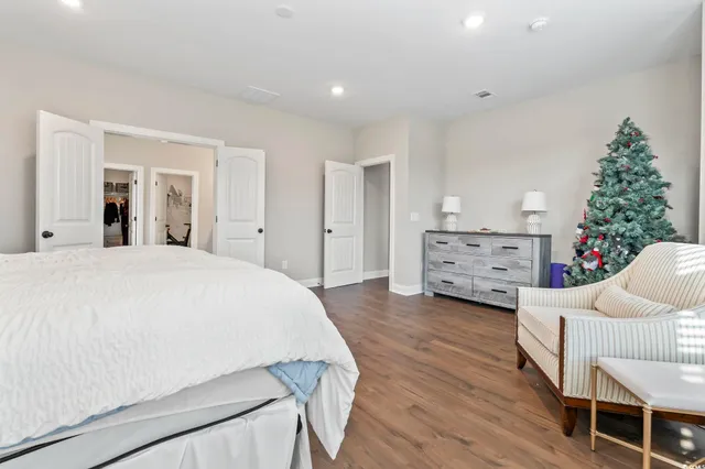 $639,900 | 376 Mikita Drive, Surfside Beach, SC 29575