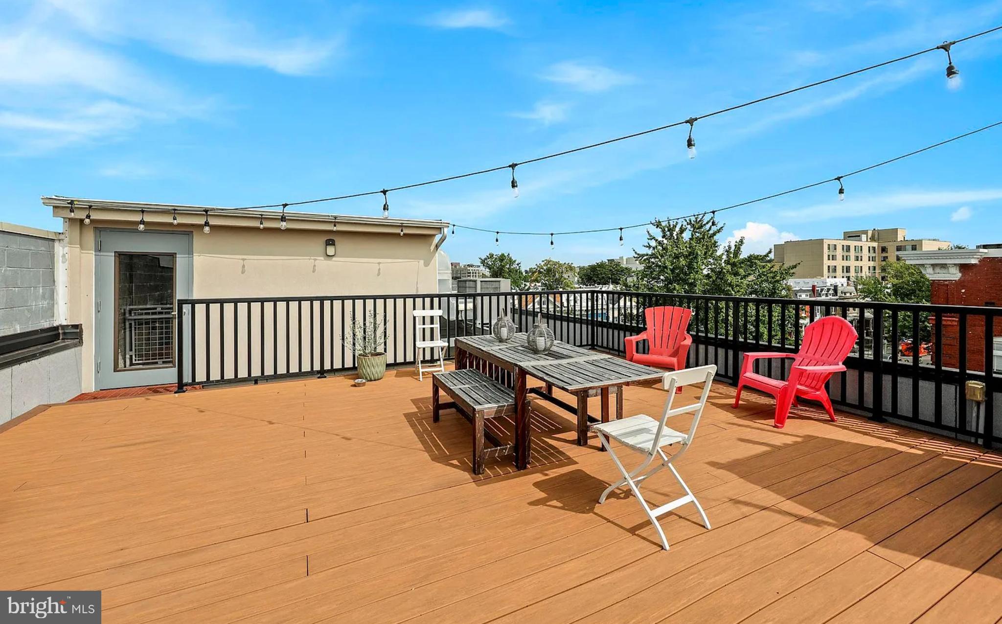 756 Park Road Northwest, Unit 1 Washington, DC 20010 - Photo 25 of 25 a view of a chairs and tables in the patio