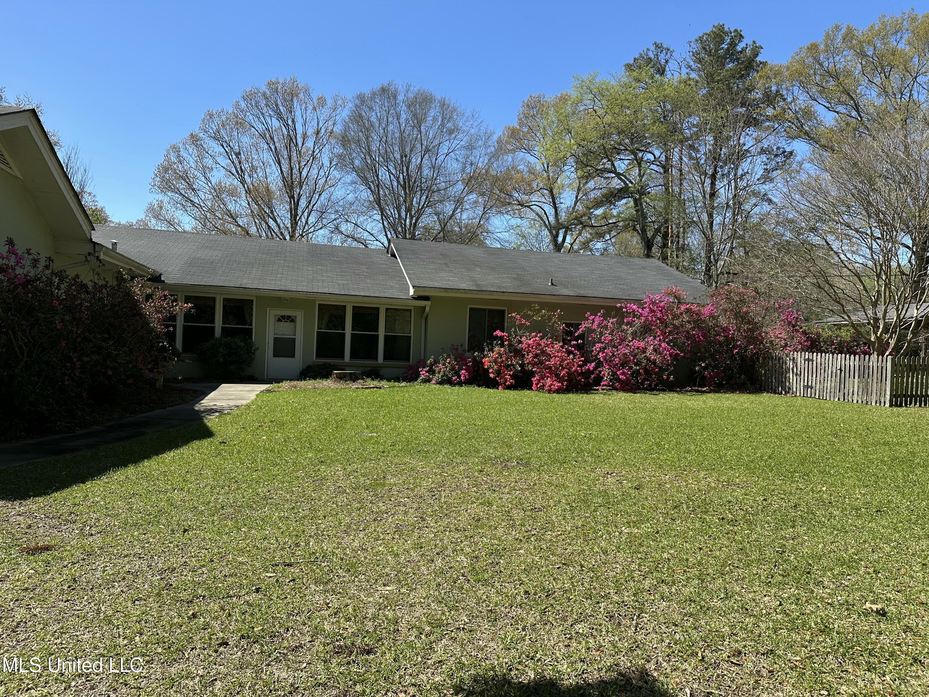 220 Lower Woodville Road Natchez, MS 39120 - Photo 1 of 23 IMG_7208
