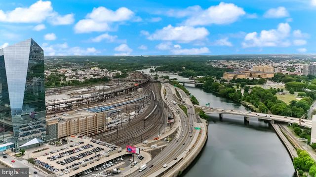 $690,000 | 2101 Market Street, Unit 1607, Philadelphia, PA 19103