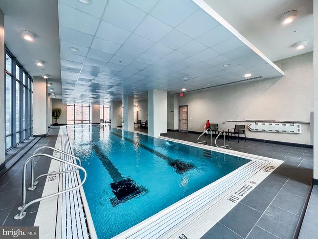 $690,000 | 2101 Market Street, Unit 1607, Philadelphia, PA 19103