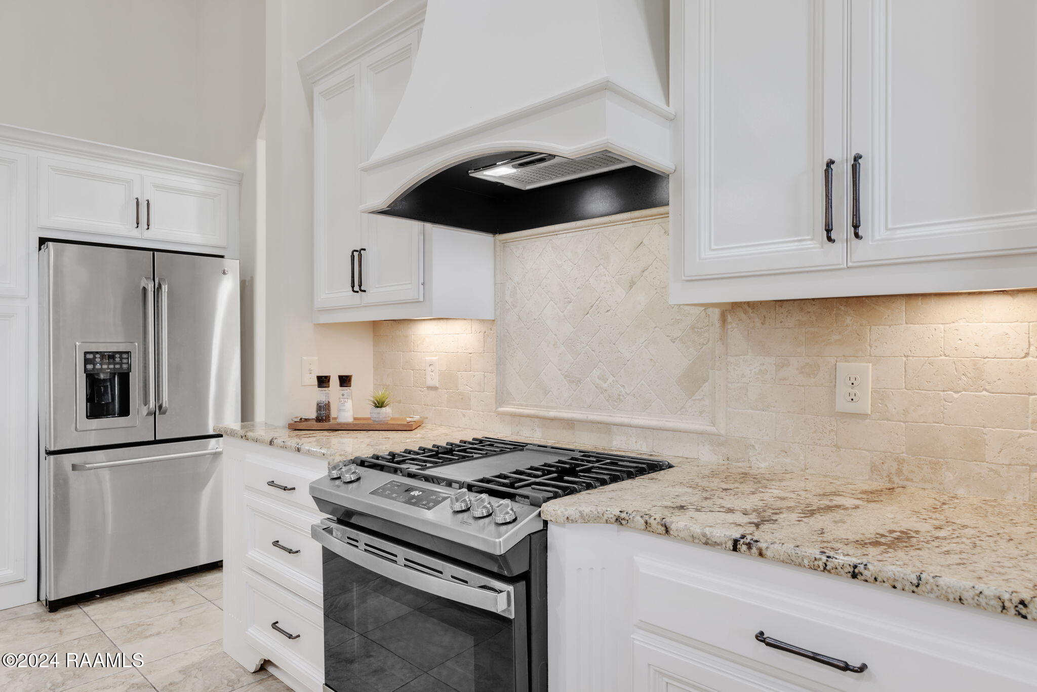 207 Rue De Frejus Broussard, LA 70518 - Photo 11 of 33 Kitchen