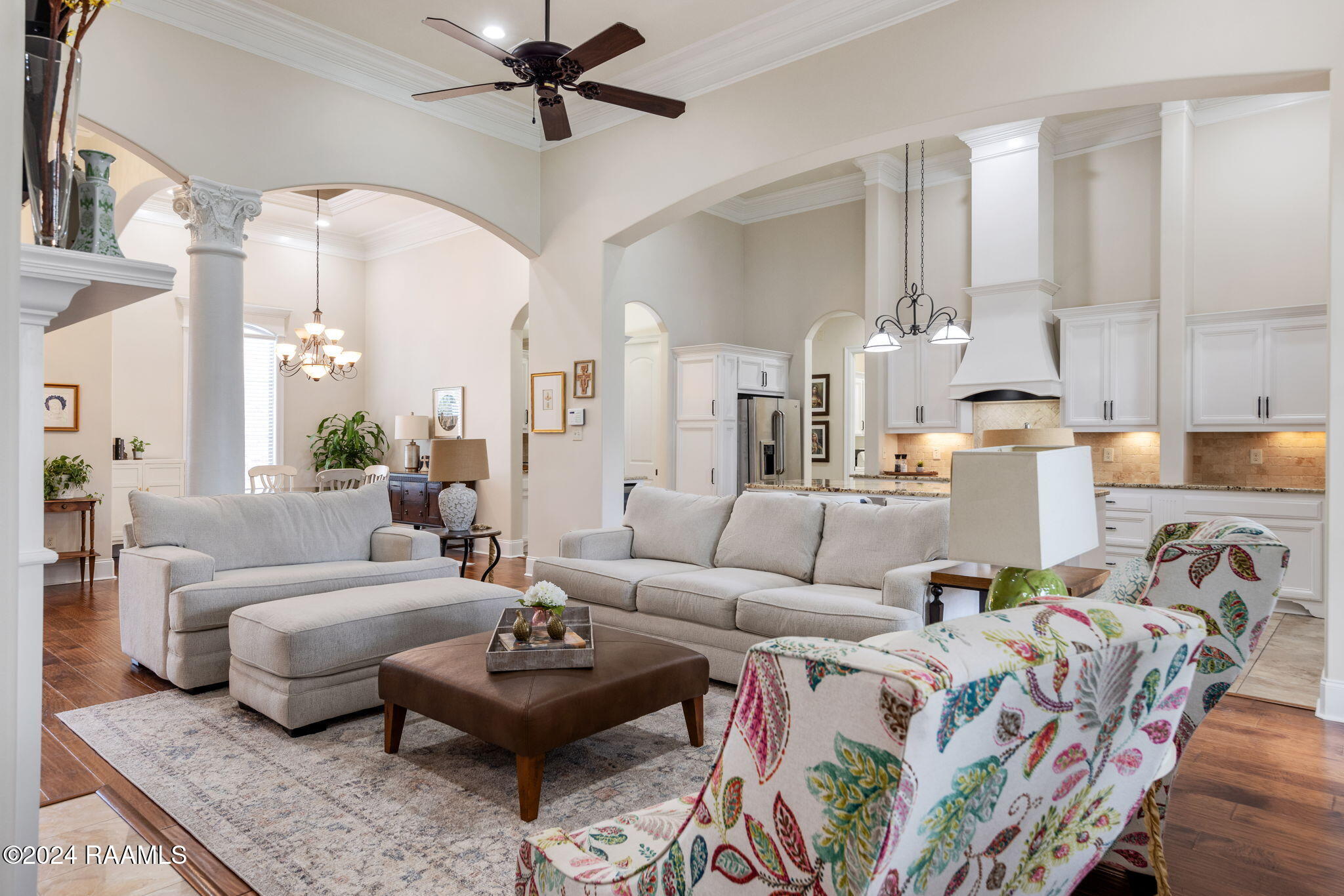 207 Rue De Frejus Broussard, LA 70518 - Photo 2 of 33 Living Room