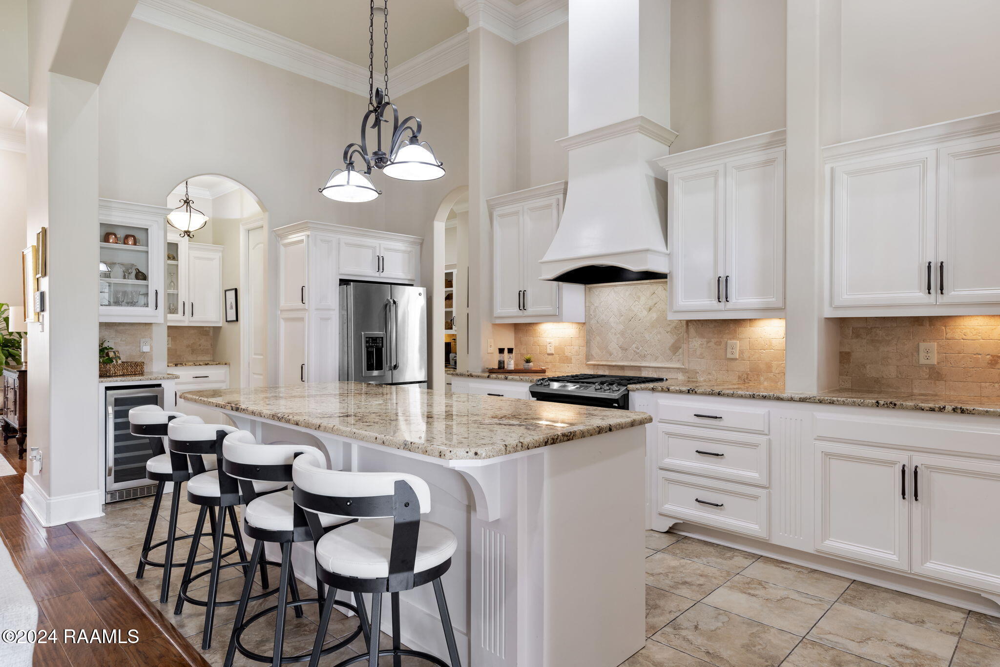 207 Rue De Frejus Broussard, LA 70518 - Photo 3 of 33 Kitchen