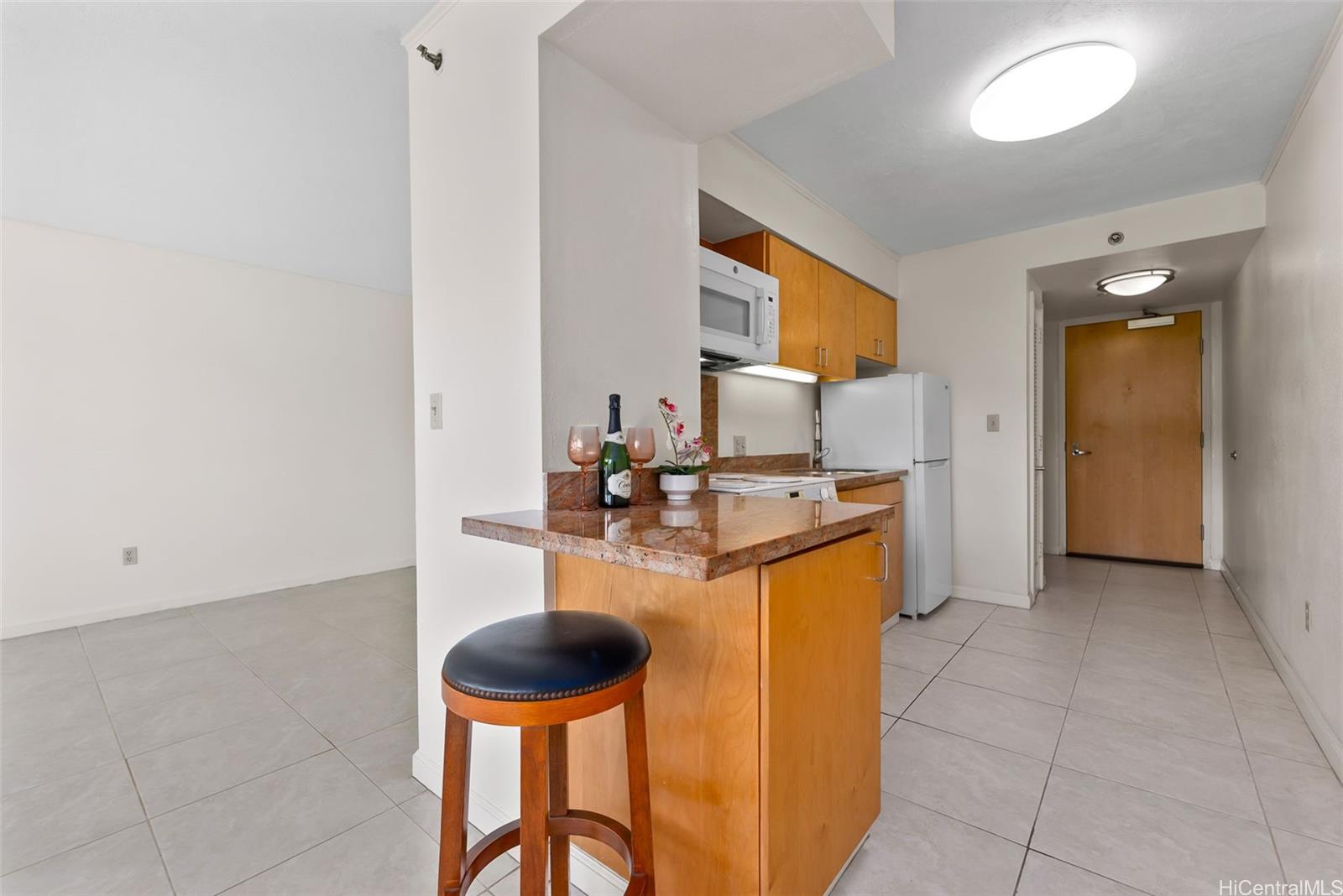 545 Queen Street, Unit 334 Honolulu, HI 96813 - Photo 3 of 23