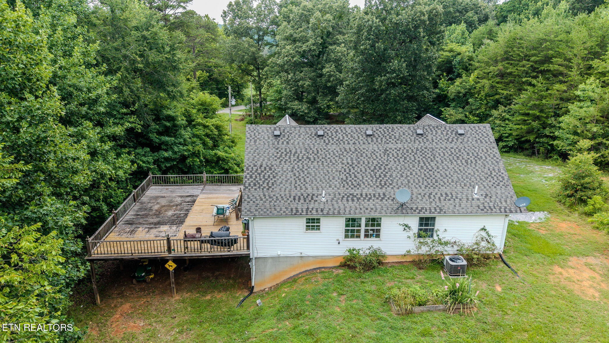 1985 Poplar Springs Road Greeneville, TN 37743 - Photo 32 of 32 Gallery Image 32