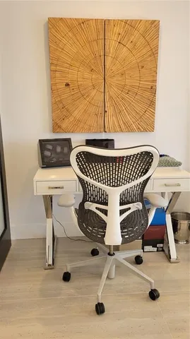 $4,900 | 11 Sunset Drive, Unit 304, Sarasota, FL 34236