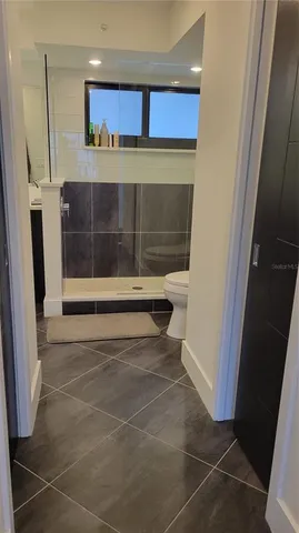 $4,900 | 11 Sunset Drive, Unit 304, Sarasota, FL 34236