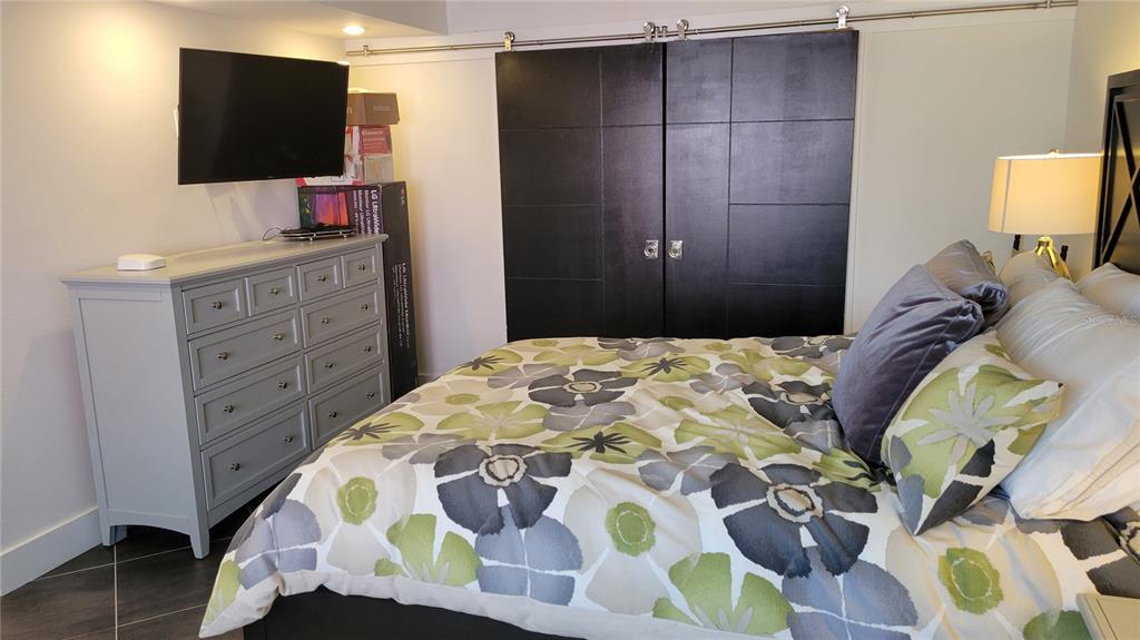 11 Sunset Drive, Unit 304 Sarasota, FL 34236 - Photo 24 of 40