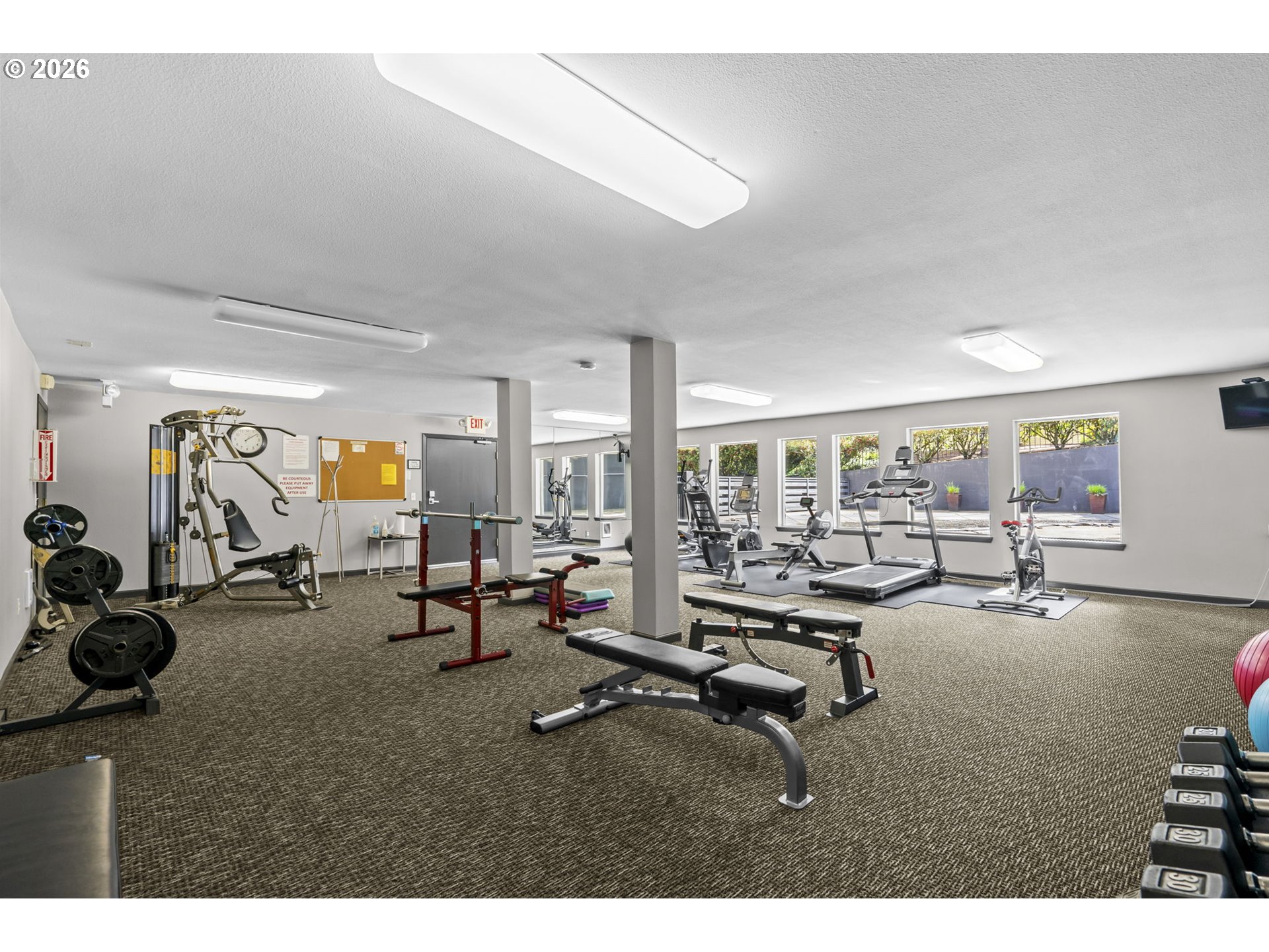 200 Southwest Burnham Road, Unit 303 Lake Oswego, OR 97034 - Photo 23 of 32