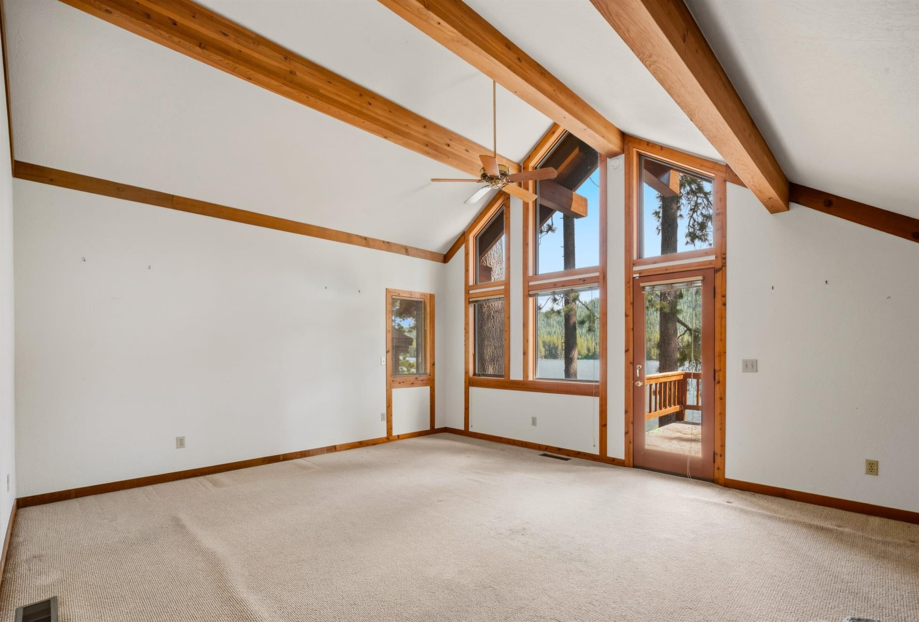 13351 Donner Pass Road Truckee, CA 96161 - Photo 17 of 28 a view of an empty room