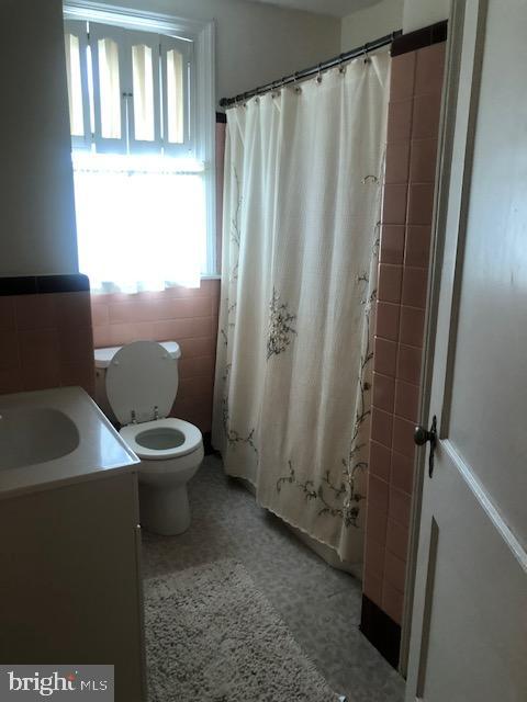 7309 Belden Street Philadelphia, PA 19111 - Photo 7 of 10