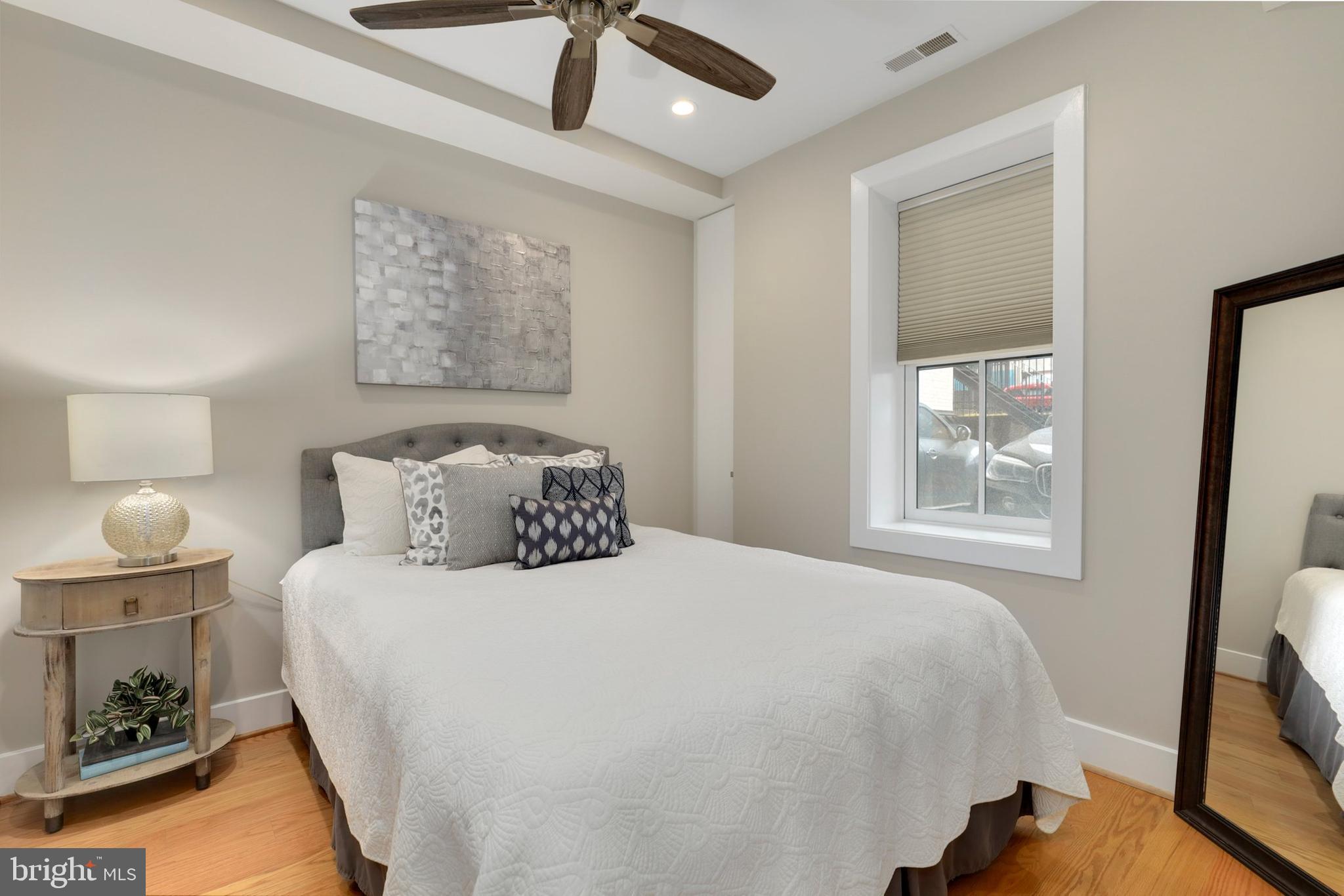 1209 G Street Southeast, Unit 1 Washington, DC 20003 - Photo 16 of 23