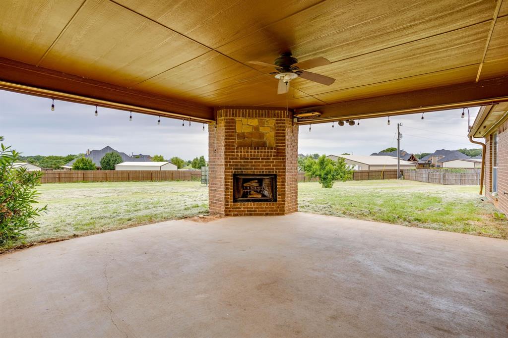 155 Cornerstone Lane Springtown, TX 76082 - Photo 35 of 40